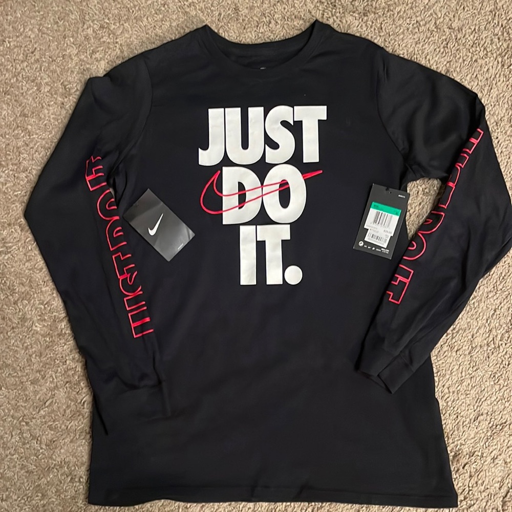 Boys Nike Long Sleeve T Shirt